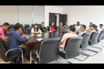 动物中心党支部召开“不忘初心、牢记使命”主题教育专题组织生活会